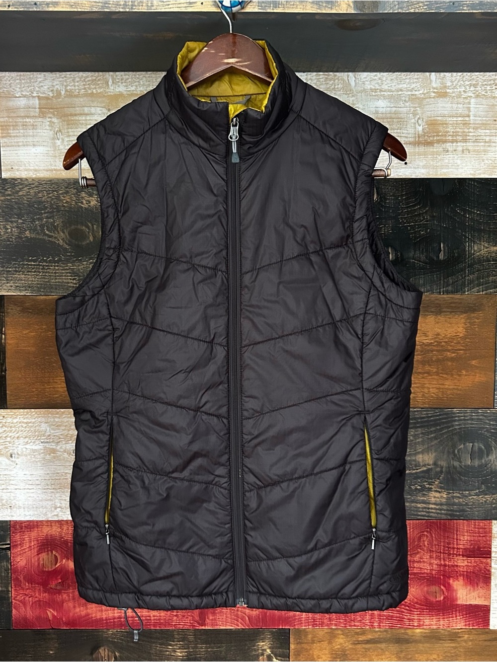 Women's ibex wool air woolair puffer vest medium active quilted brown
